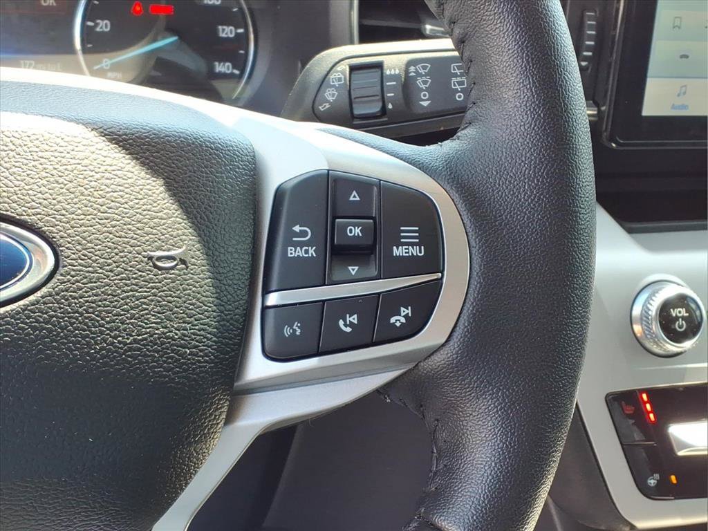 Used 2024 Ford Explorer XLT w/ Equipment Group 202A RWD image 13