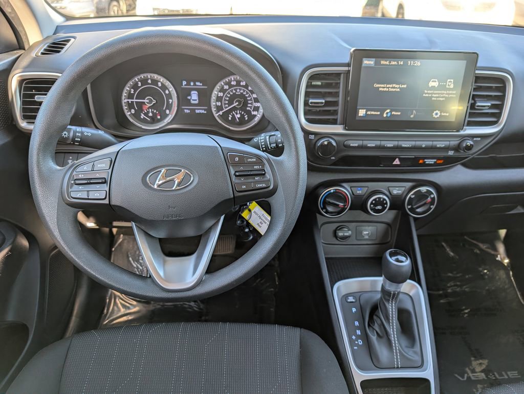 Used 2021 Hyundai Venue SE image 14