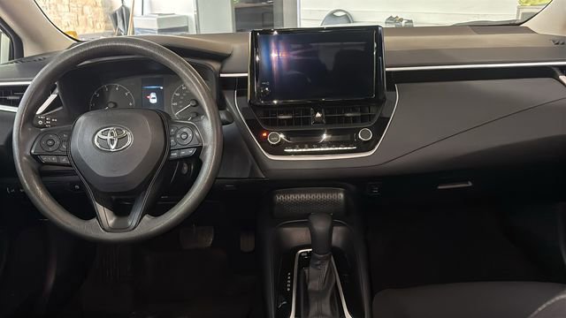 Used 2024 Toyota Corolla LE image 7