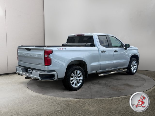 Used 2019 Chevrolet Silverado 1500 Custom w/ Custom Convenience Package AWD/4WD image 7
