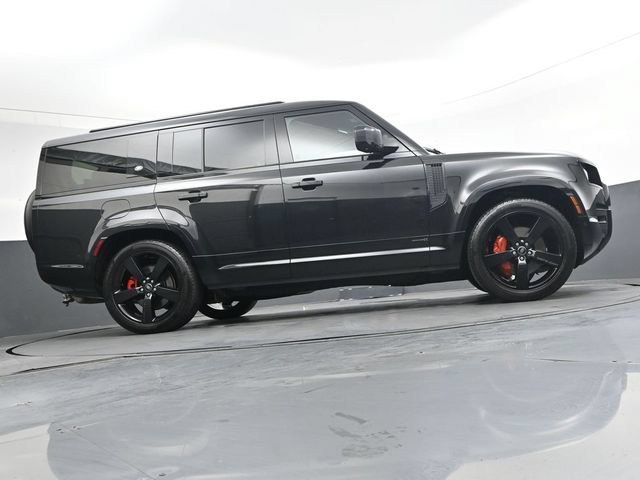 Used 2024 Land Rover Defender 130 X AWD/4WD image 32