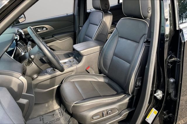 Used 2023 Chevrolet Traverse Premier AWD/4WD image 25