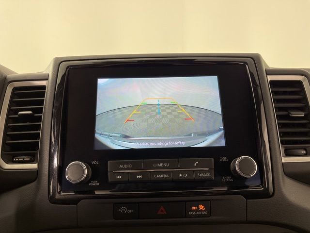 Used 2024 Nissan Frontier SV image 25