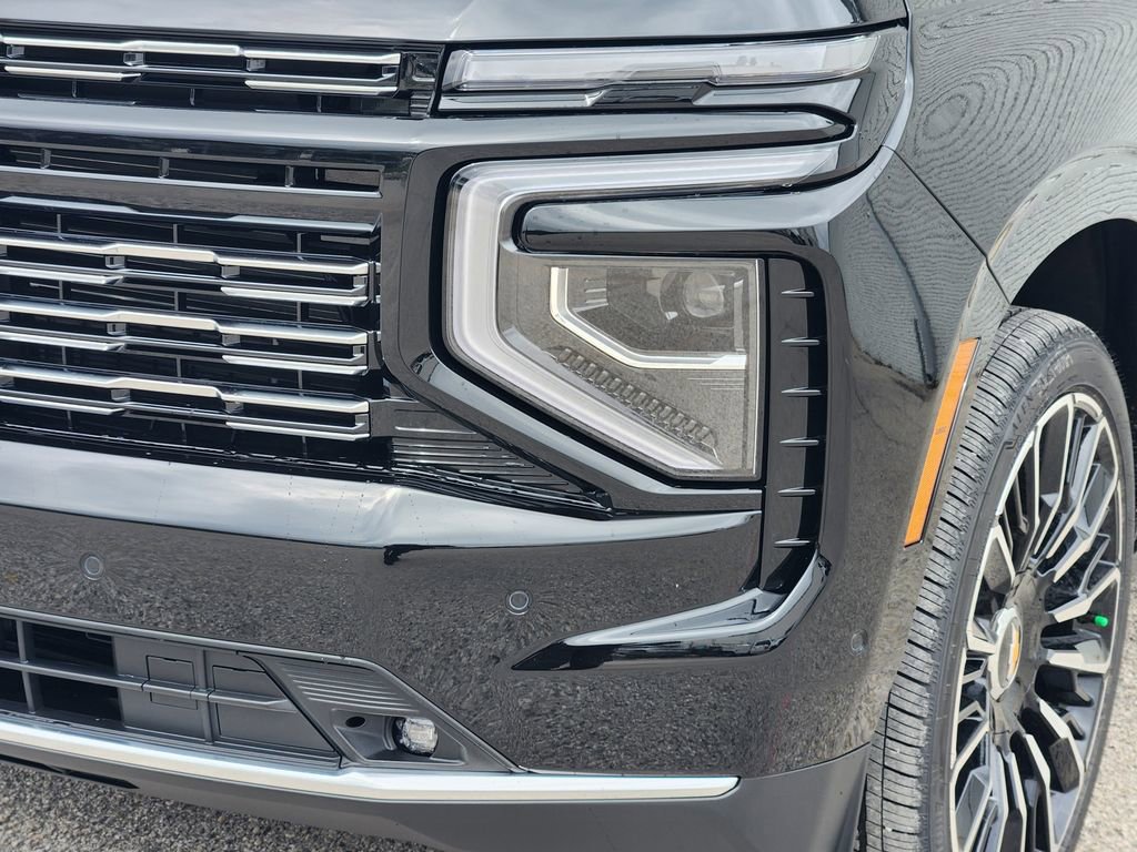 New 2026 Chevrolet Tahoe High Country AWD/4WD image 6