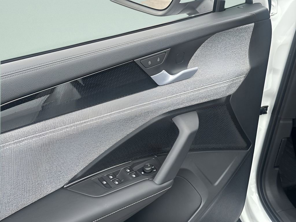 New 2026 Volkswagen Tiguan S image 13