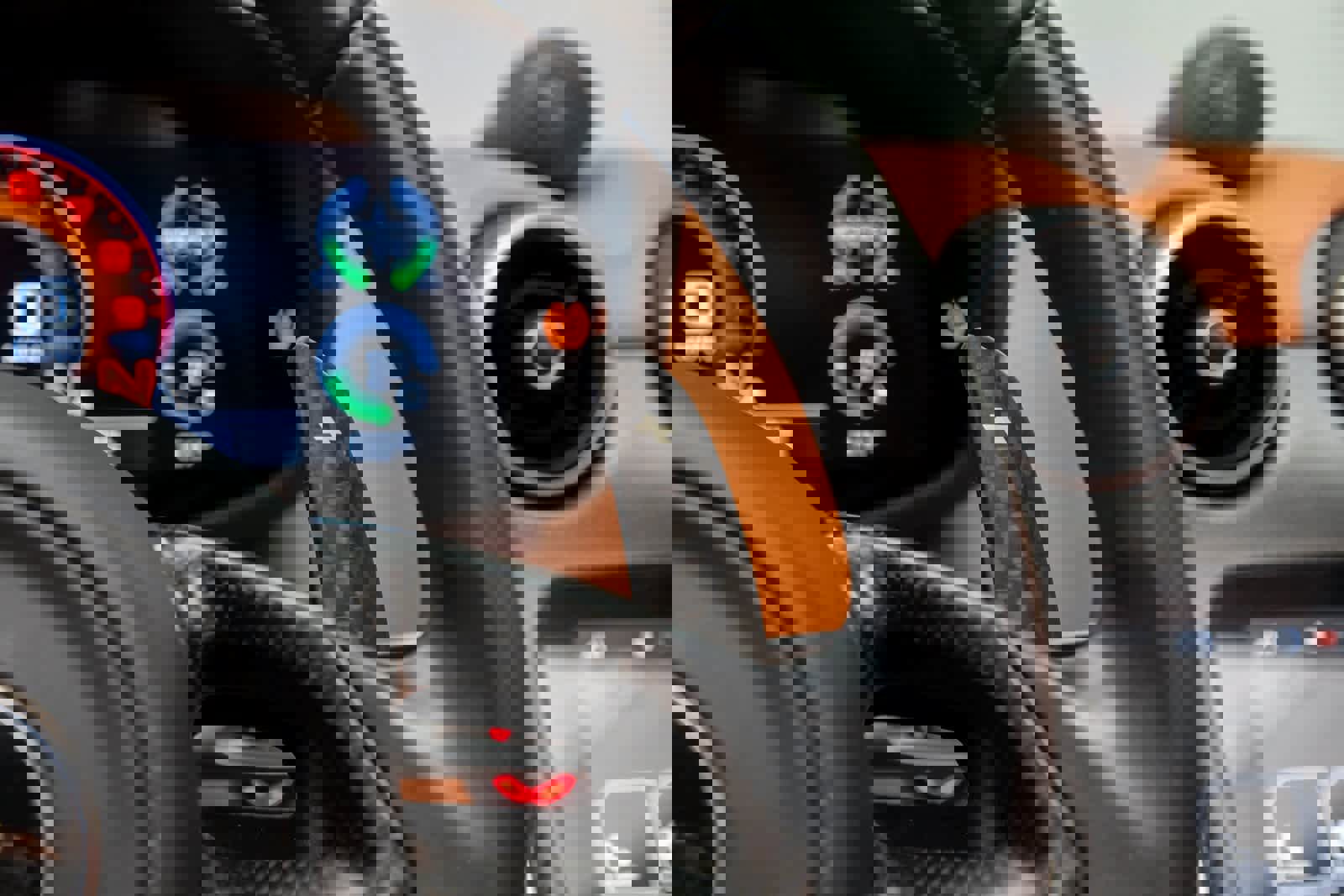 Used 2018 McLaren 570S Spider image 30