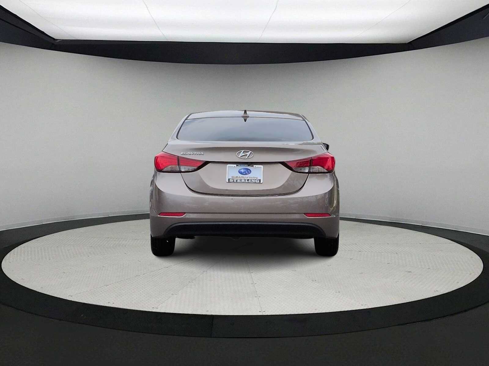 Used 2015 Hyundai Elantra SE FWD image 7