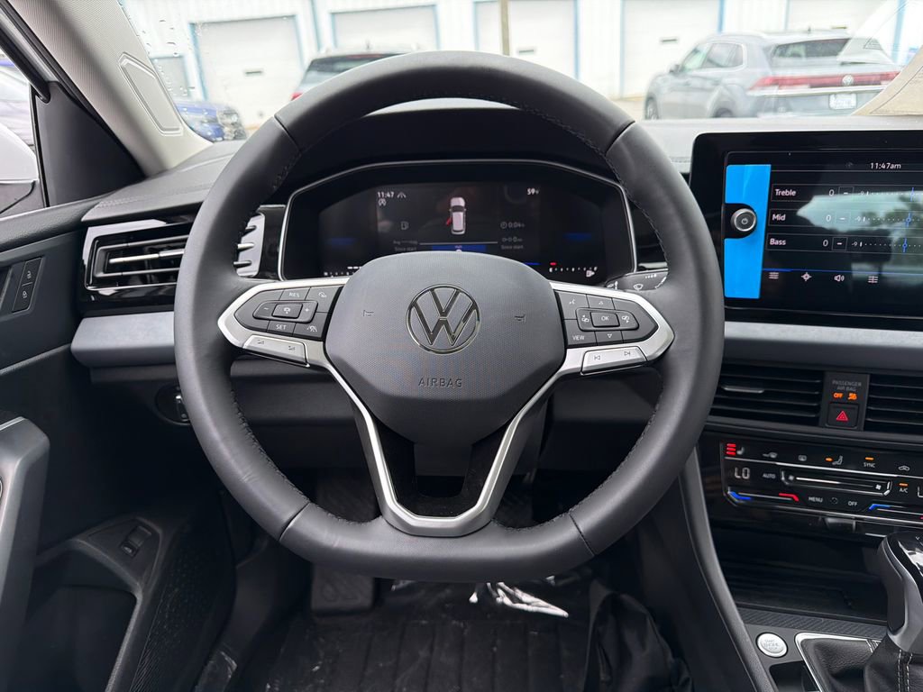 New 2026 Volkswagen Jetta SE FWD image 27