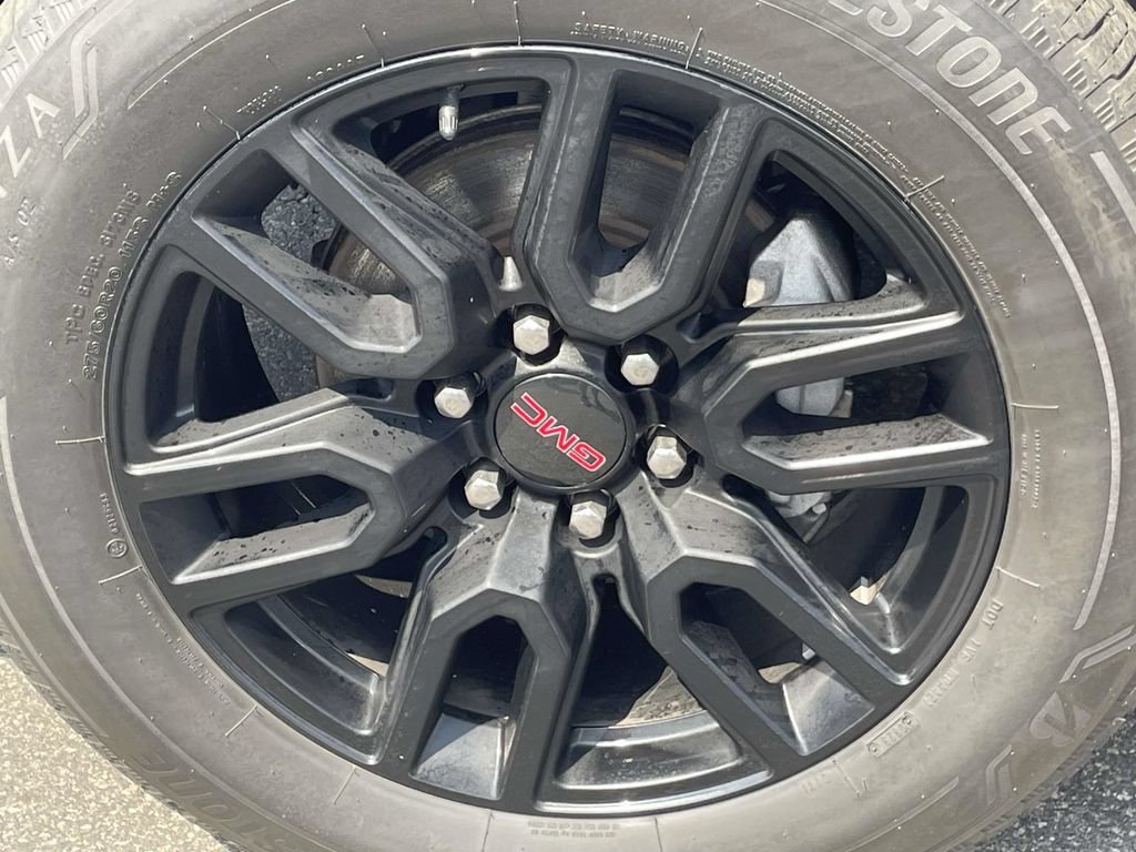 Used 2020 GMC Sierra 1500 Elevation w/ Elevation Value Package AWD/4WD image 8