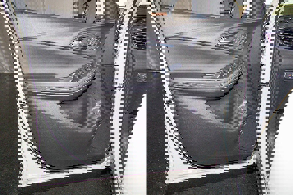 Certified 2023 Buick Encore GX Essence w/ Experience Buick Package image 10