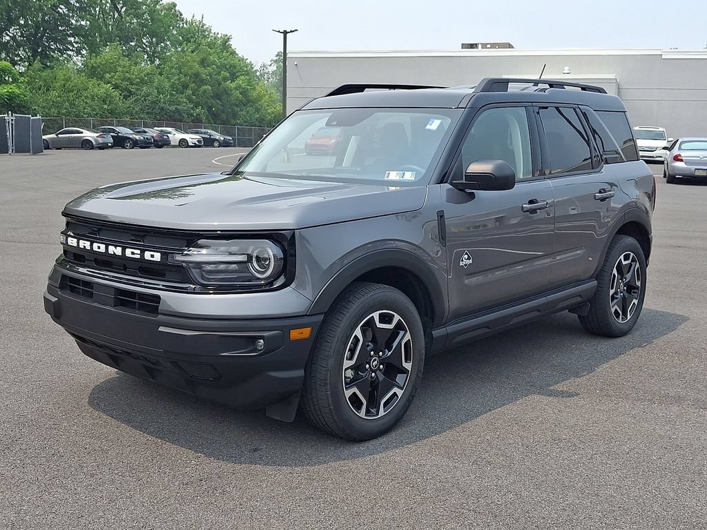 Used 2021 Ford Bronco Sport Outer Banks w/ Outer Banks Package (96D) AWD/4WD image 3
