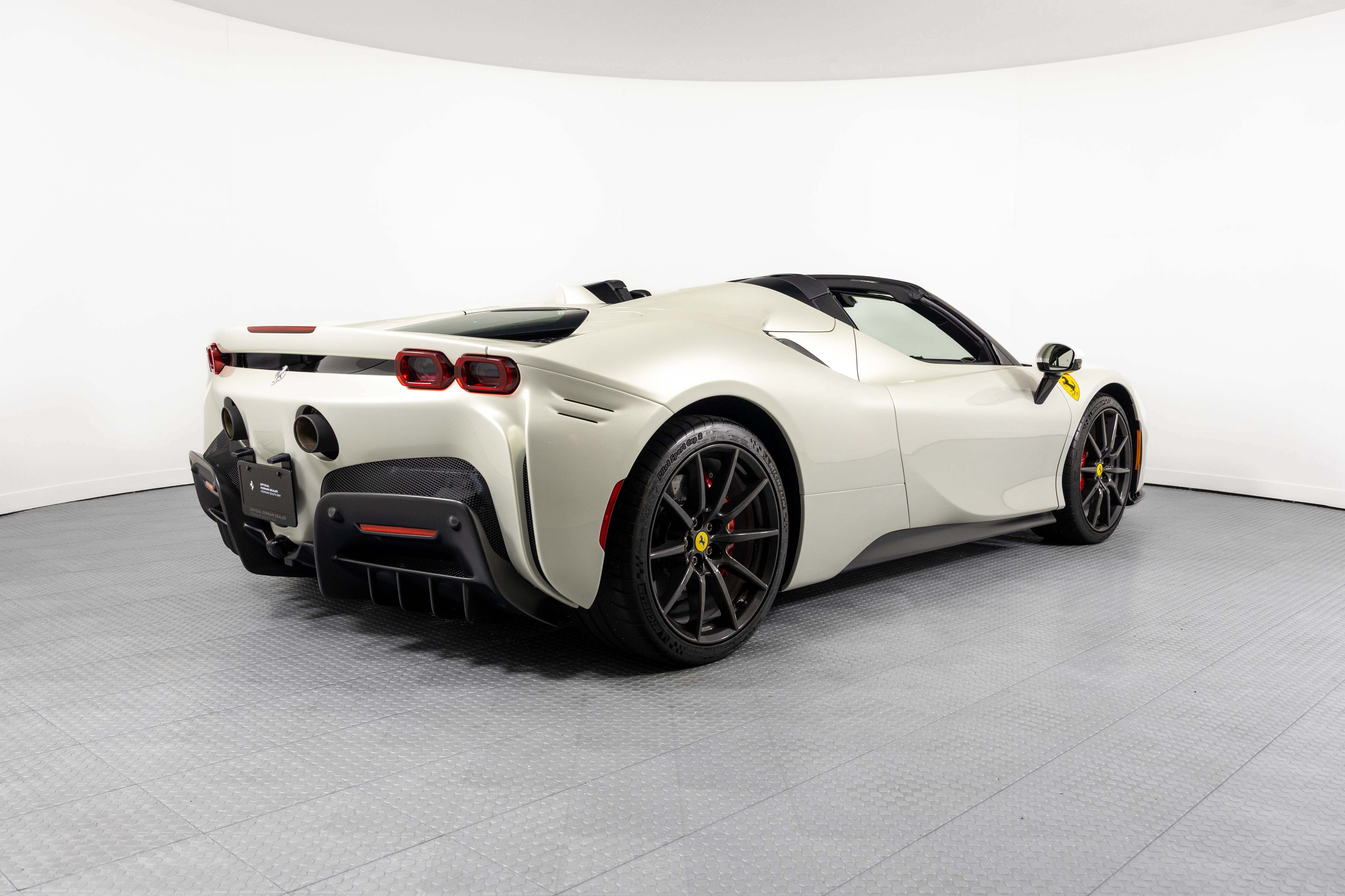Certified 2025 Ferrari SF90 Spider AWD/4WD image 10