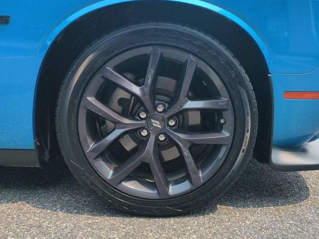 Used 2023 Dodge Challenger R/T w/ Plus Package RWD image 11
