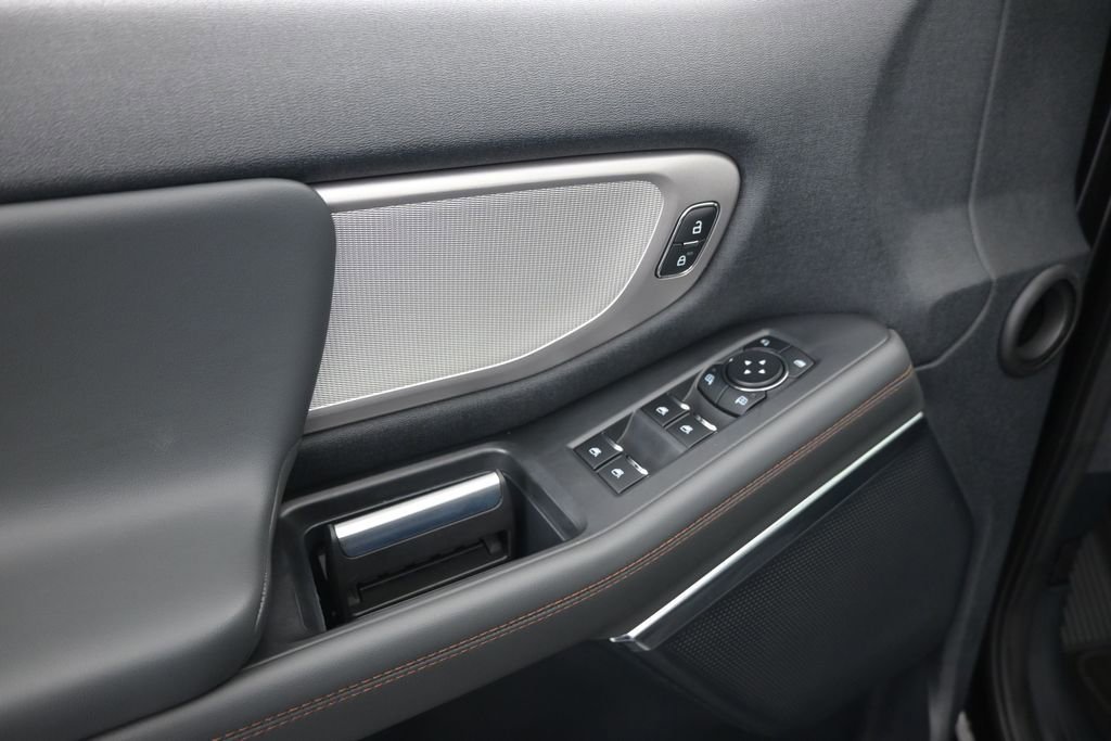 Certified 2025 Ford Expedition Active RWD image 12