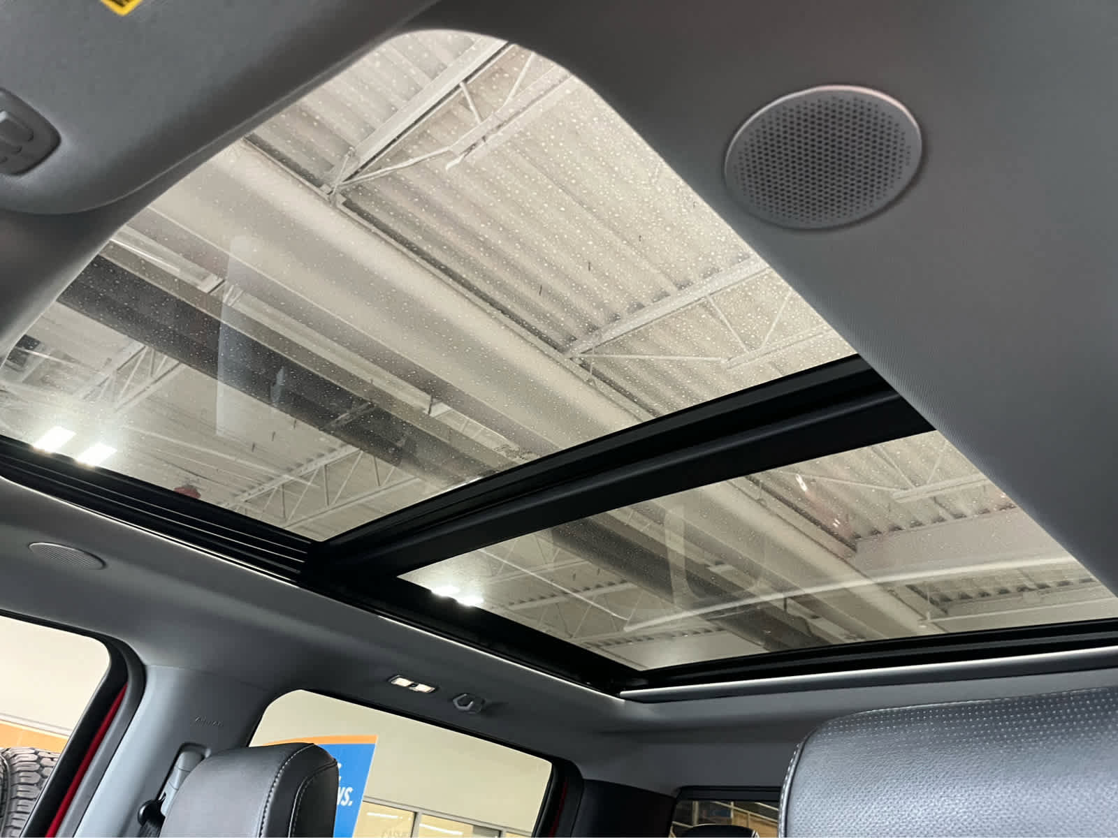 Used 2023 Ford F350 Lariat w/ Lariat Ultimate Package image 38