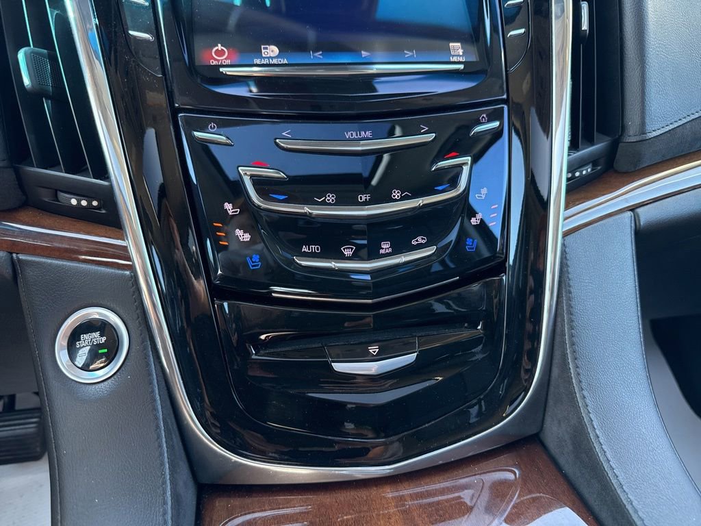 Used 2016 Cadillac Escalade ESV Premium AWD/4WD image 42