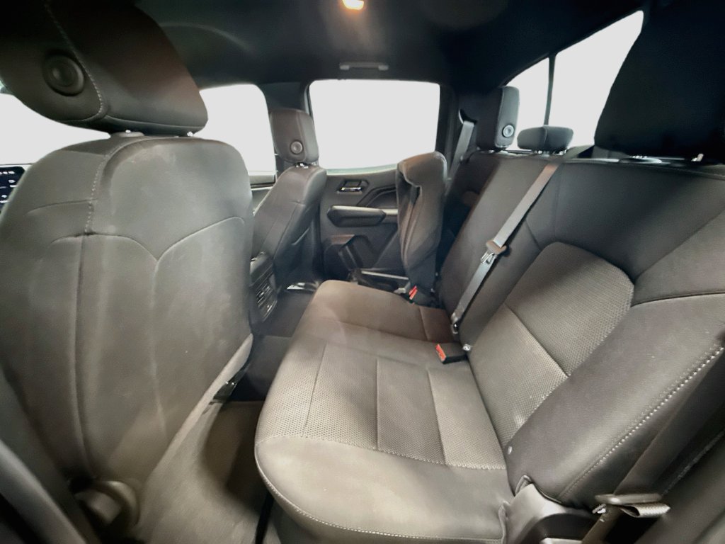 Used 2025 GMC Canyon Elevation RWD image 23