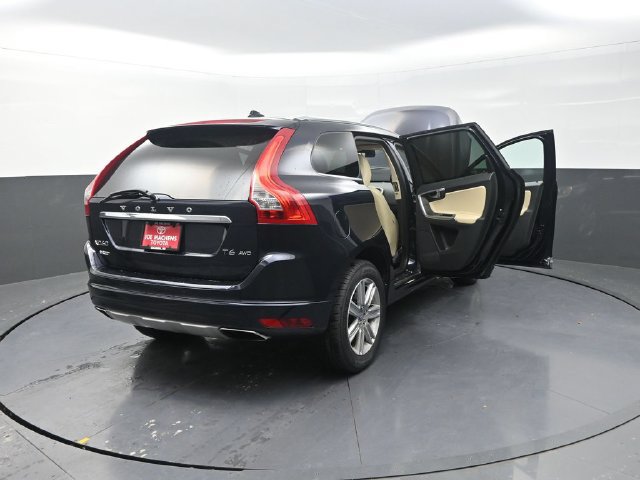 Used 2016 Volvo XC60 T6 AWD/4WD image 44