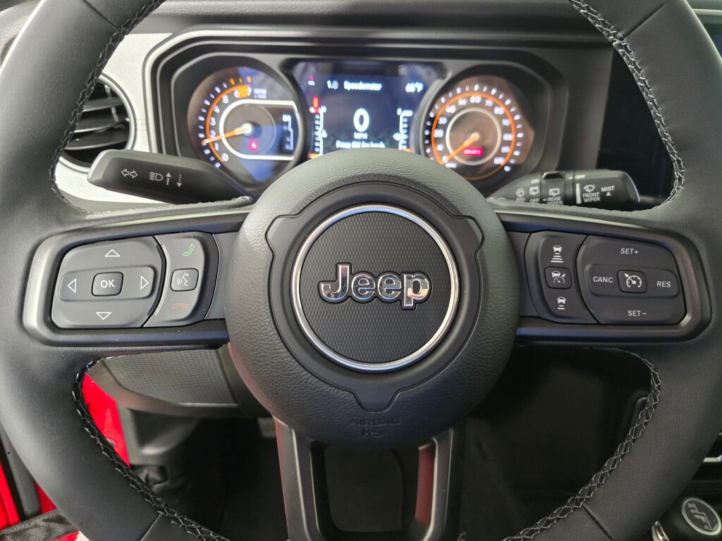 Used 2025 Jeep Wrangler Sport S image 27