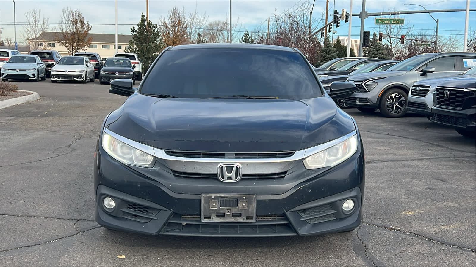 Used 2017 Honda Civic EX-L image 2