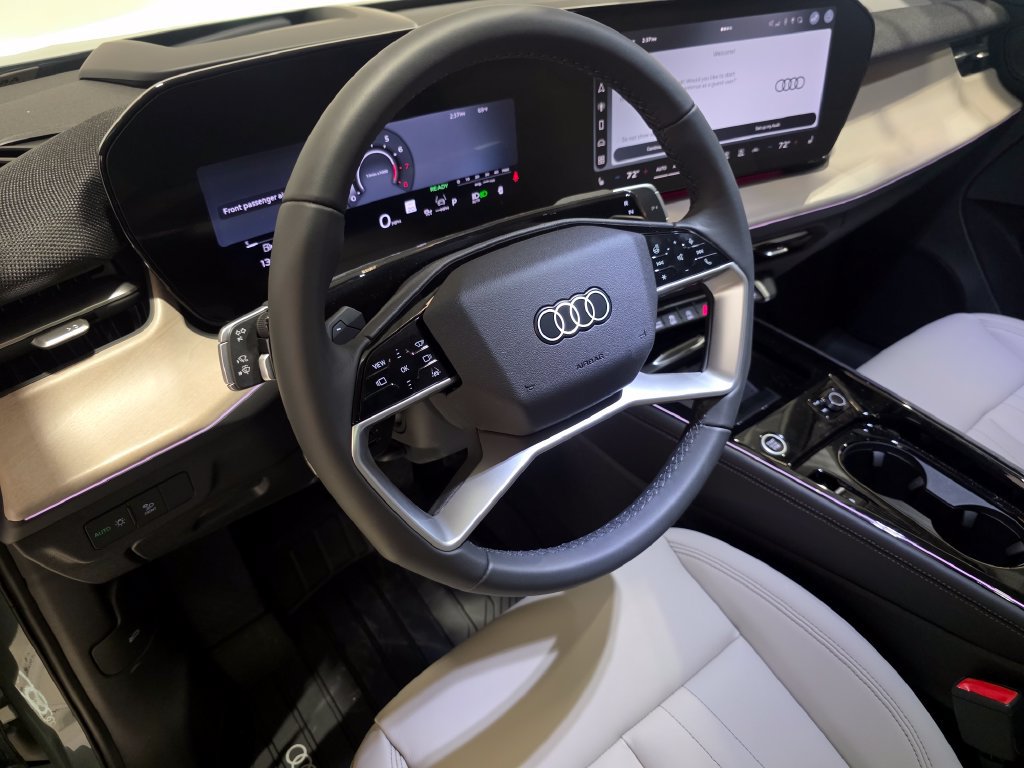 New 2026 Audi Q3 quattro 2.0T AWD/4WD image 19