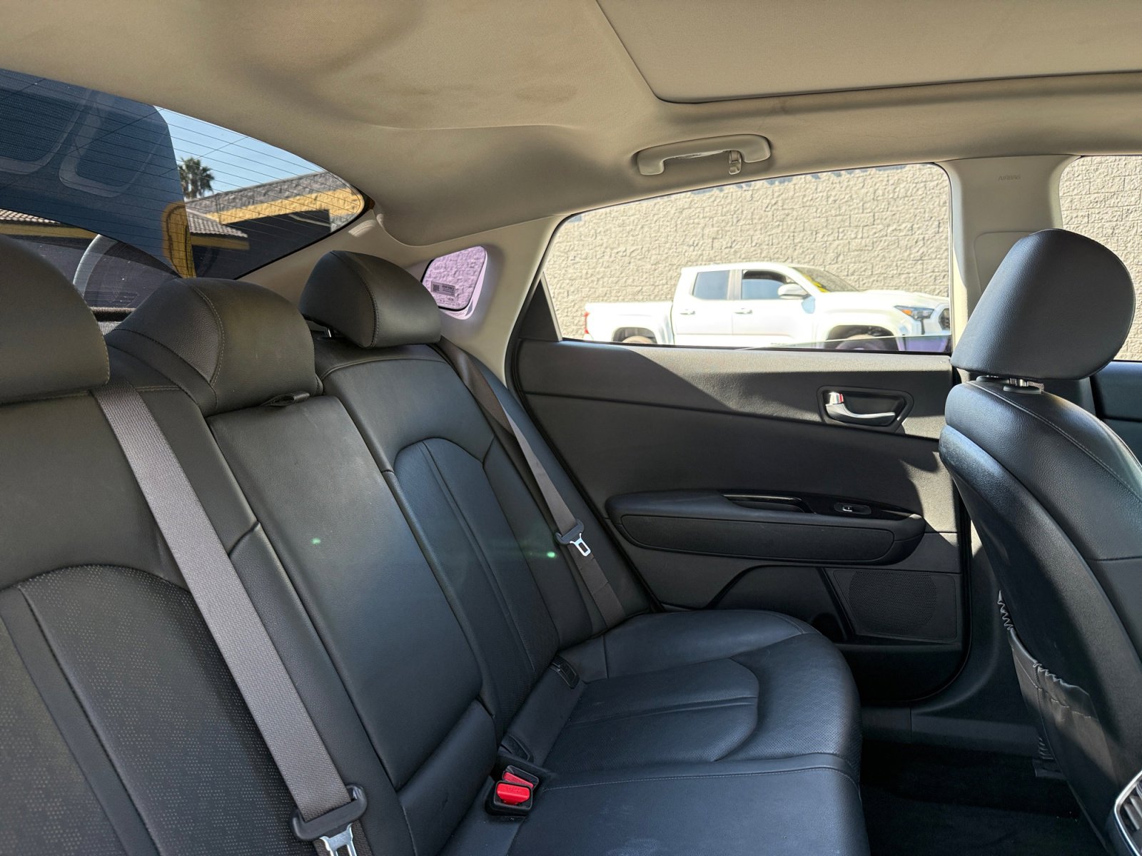 Used 2020 Kia Optima EX w/ Technology Package image 18