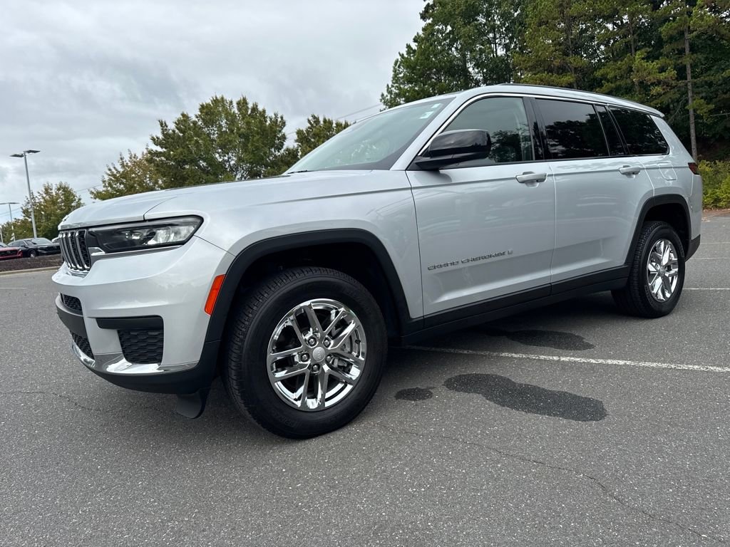 Used 2022 Jeep Grand Cherokee L Laredo w/ Luxury Tech Group I