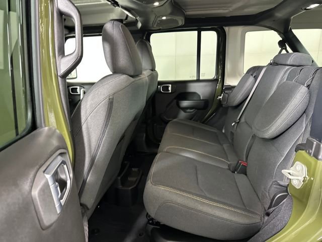 Used 2024 Jeep Wrangler Unlimited w/ Convenience Group AWD/4WD image 25