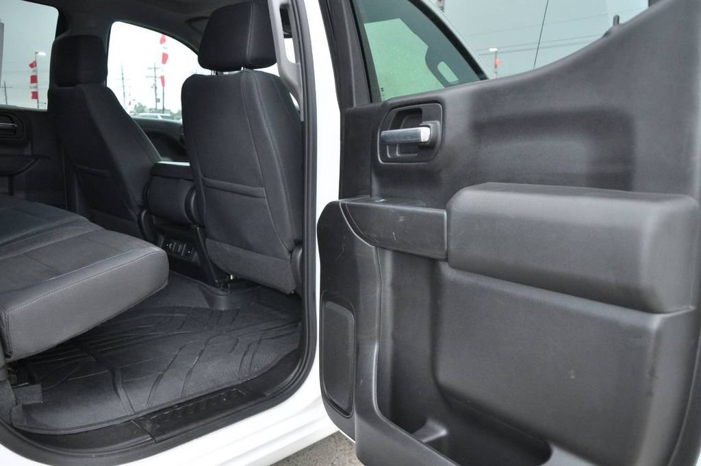 Used 2019 Chevrolet Silverado 1500 LT w/ Texas Edition image 15