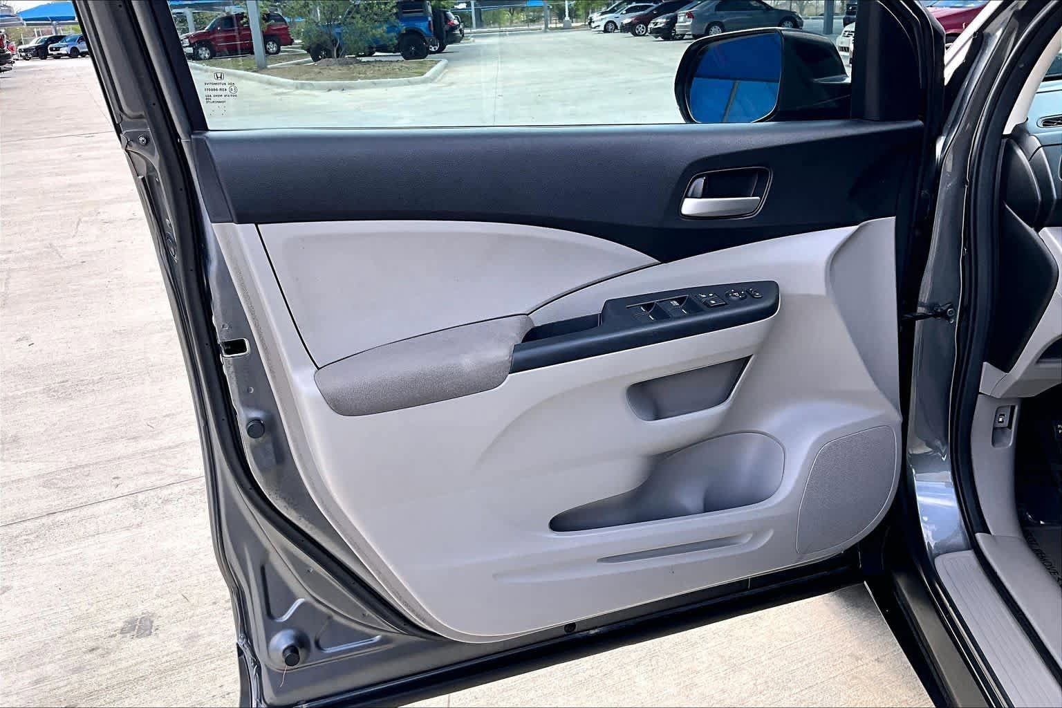 Used 2013 Honda CR-V LX image 22