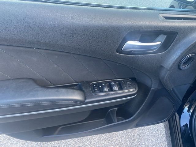 Used 2022 Dodge Charger Scat Pack RWD image 17