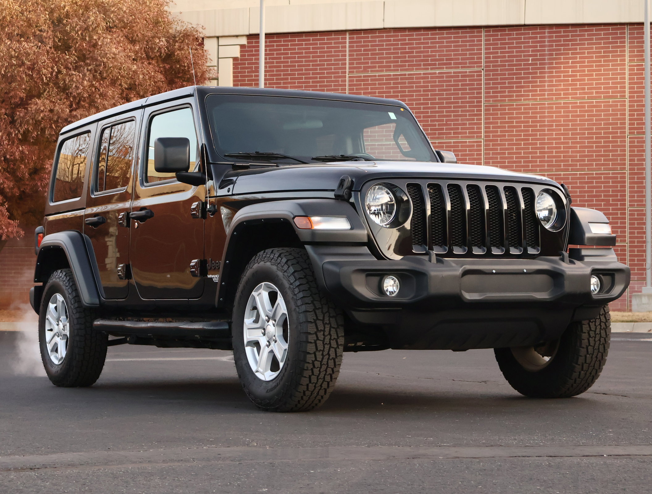 Used 2021 Jeep Wrangler Unlimited Sport video 1