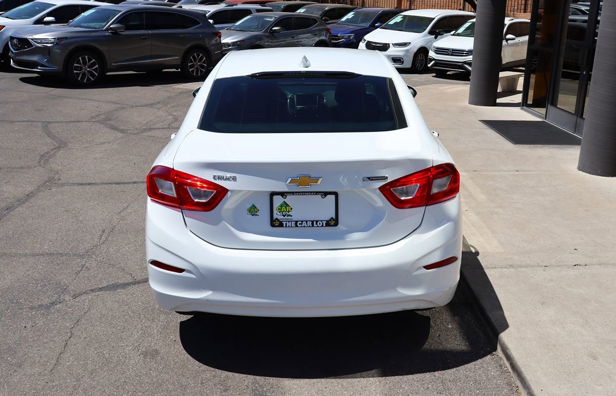 Used 2016 Chevrolet Cruze Premier FWD image 10