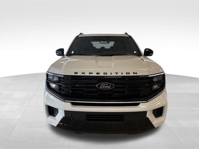 New 2026 Ford Expedition Platinum w/ Stealth Performance Package AWD/4WD image 7