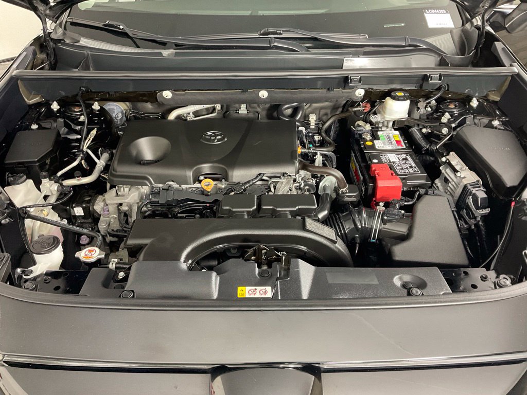 Used 2020 Toyota RAV4 XLE FWD image 9