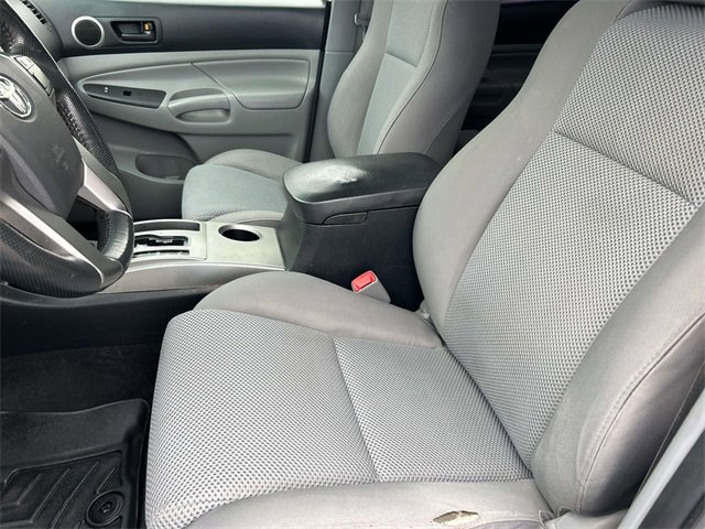 Used 2012 Toyota Tacoma 4x4 Double Cab image 28