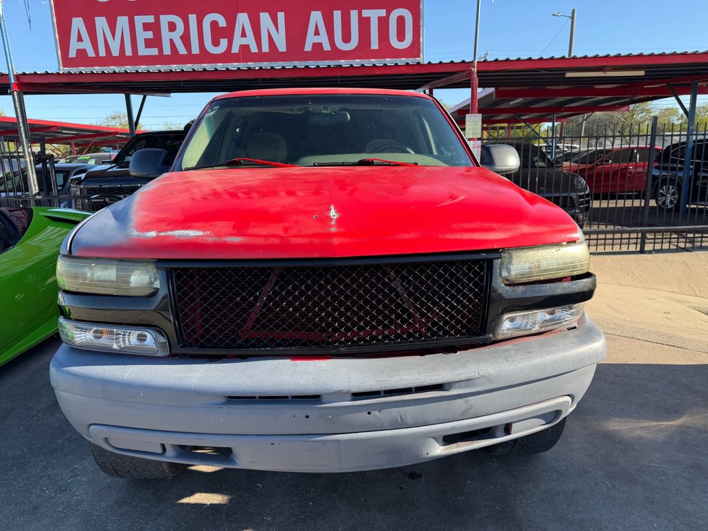 Used 2001 Chevrolet Tahoe LS w/ LS Preferred Equipment Group RWD image 2