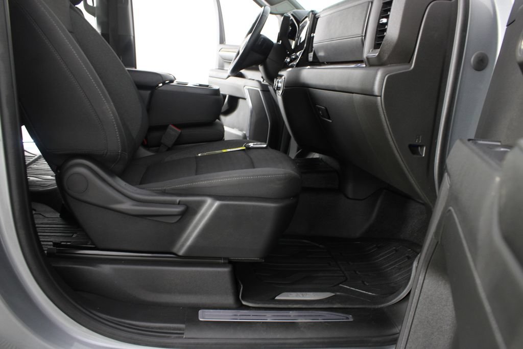 Used 2023 GMC Sierra 1500 SLE AWD/4WD image 19
