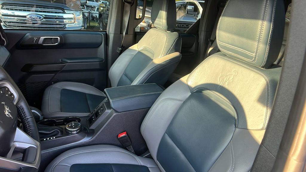Used 2024 Ford Bronco Outer Banks image 15