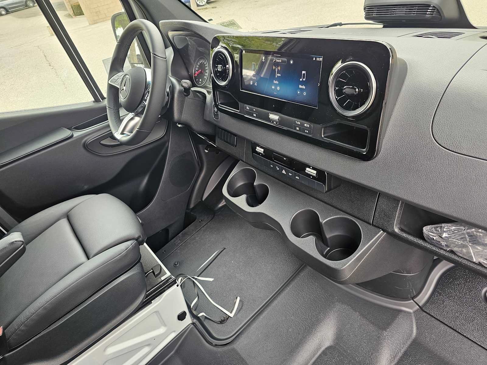 New 2026 Mercedes-Benz Sprinter 2500 image 11