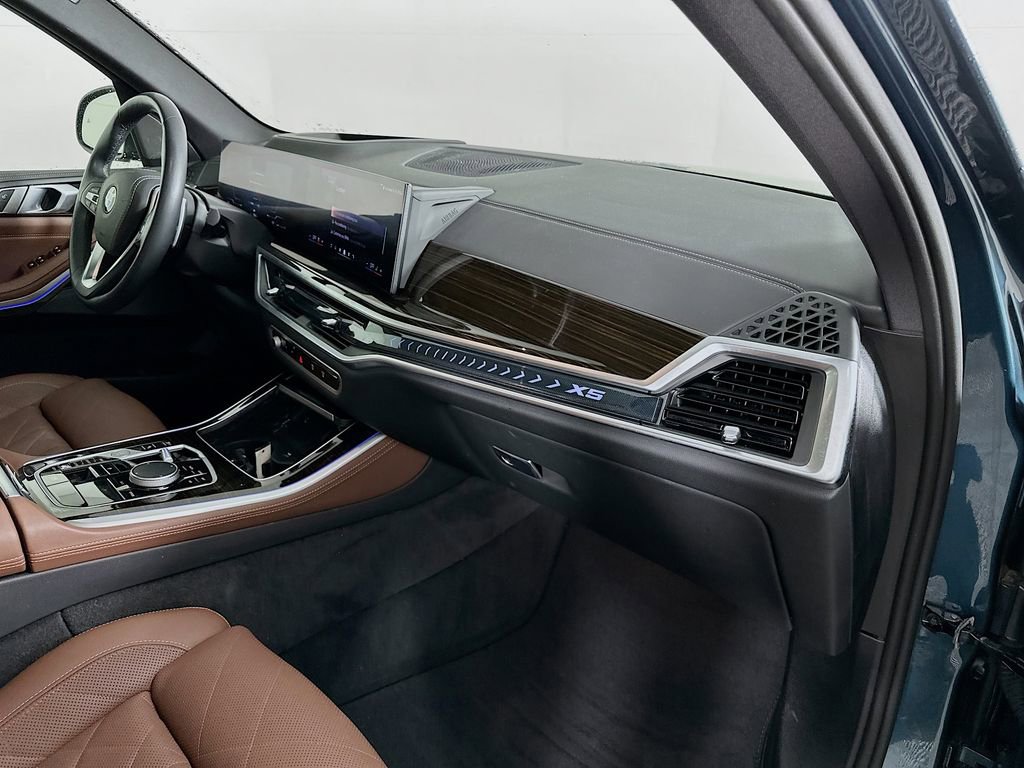 Used 2025 BMW X5 xDrive40i image 37
