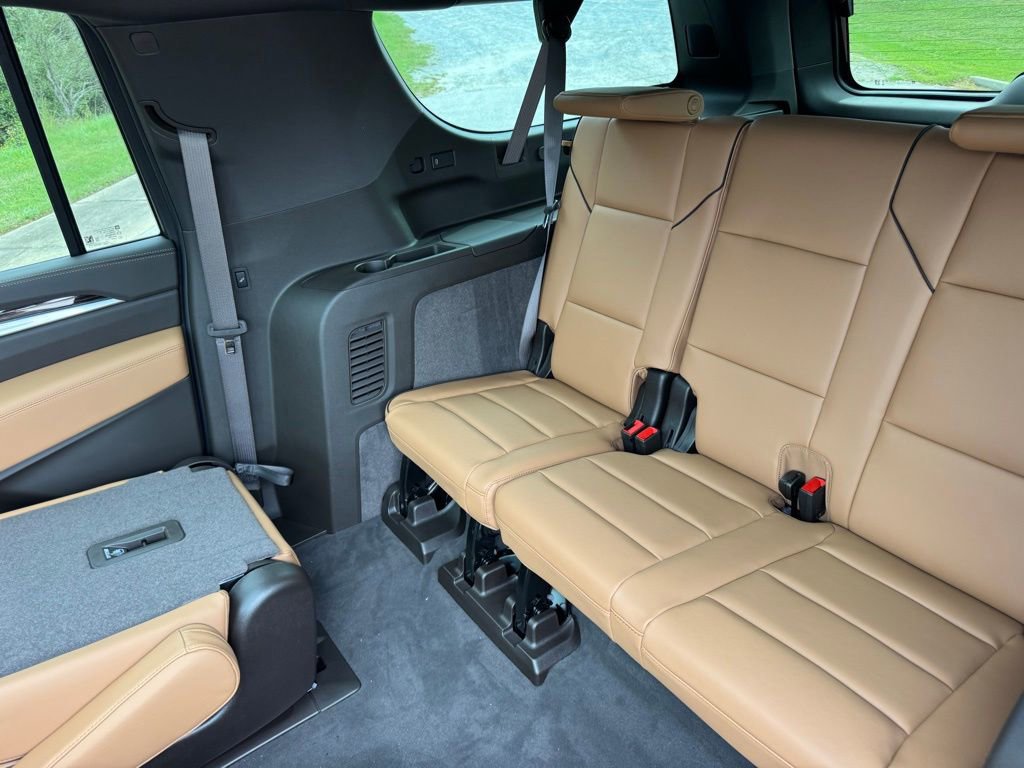 New 2026 Cadillac Escalade ESV Luxury w/ Touring Package image 22