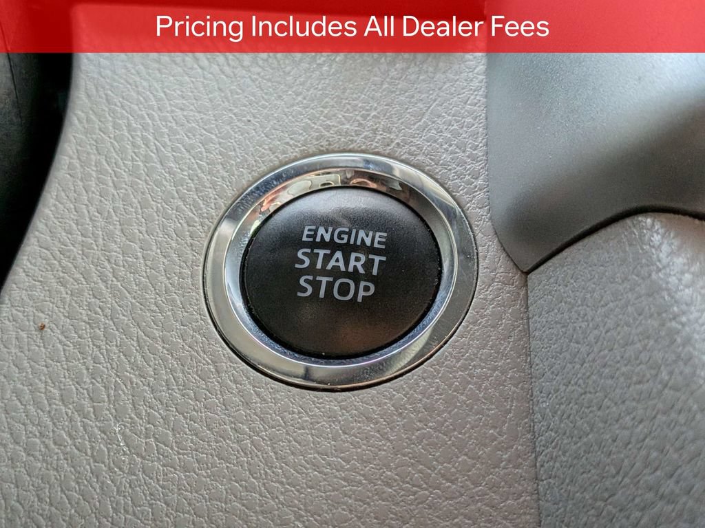 Used 2016 Toyota Highlander XLE FWD image 31