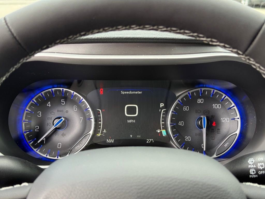 New 2026 Chrysler Pacifica Select FWD image 17