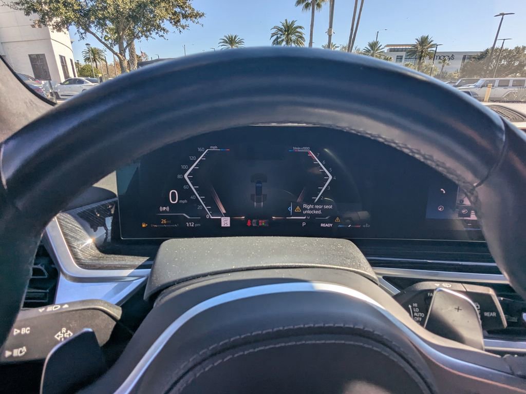 Used 2023 BMW X7 xDrive40i w/ M Sport Package image 16