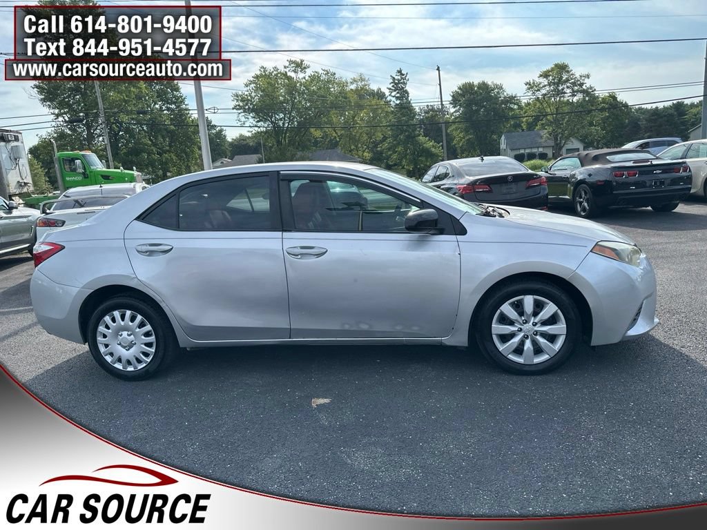 Used 2016 Toyota Corolla LE FWD image 10