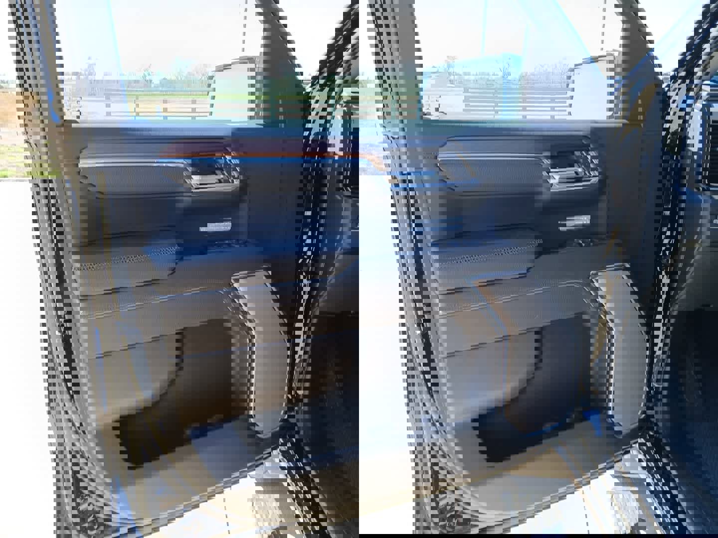 New 2026 GMC Sierra 1500 Denali w/ Denali Reserve Package image 12