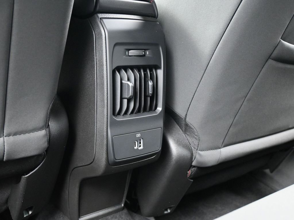 Used 2025 Dodge Hornet R/T w/ Tech Pack image 28