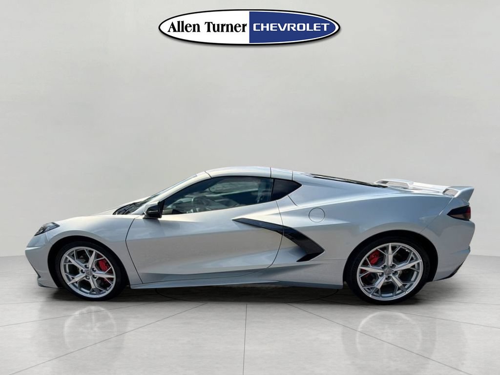 Used 2021 Chevrolet Corvette Stingray Preferred Cpe w/ Z51 Performance Package RWD image 6