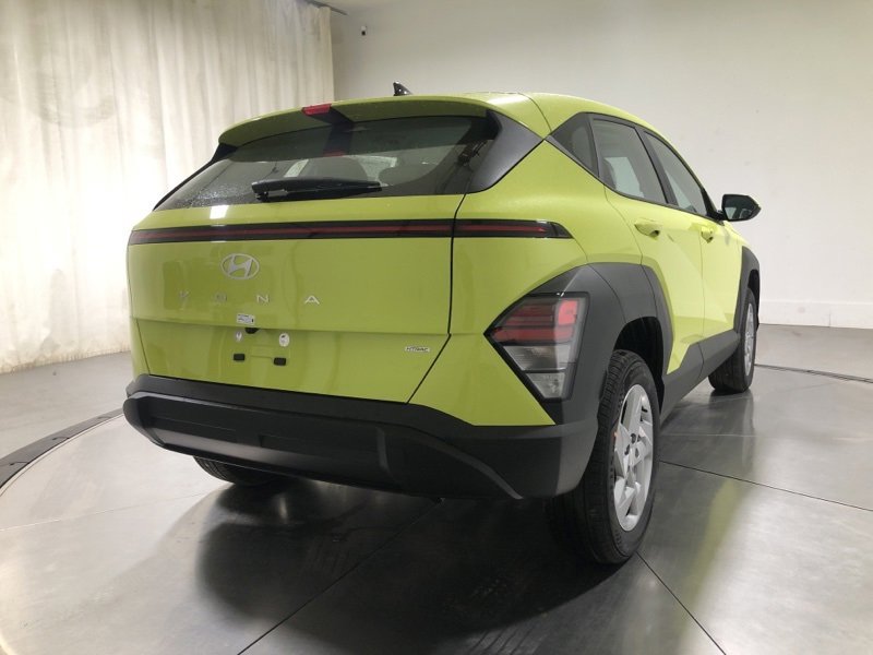 New 2026 Hyundai Kona SE image 7